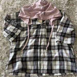 Women’s hooded flannel